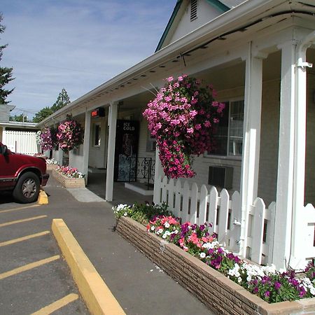 Valley Inn - Lebanon Oregon Екстериор снимка