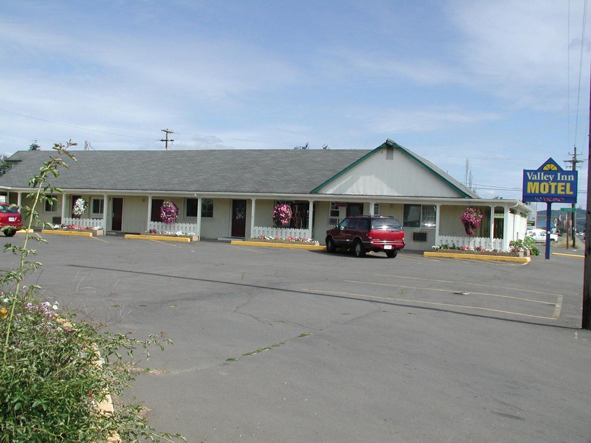 Valley Inn - Lebanon Oregon Екстериор снимка