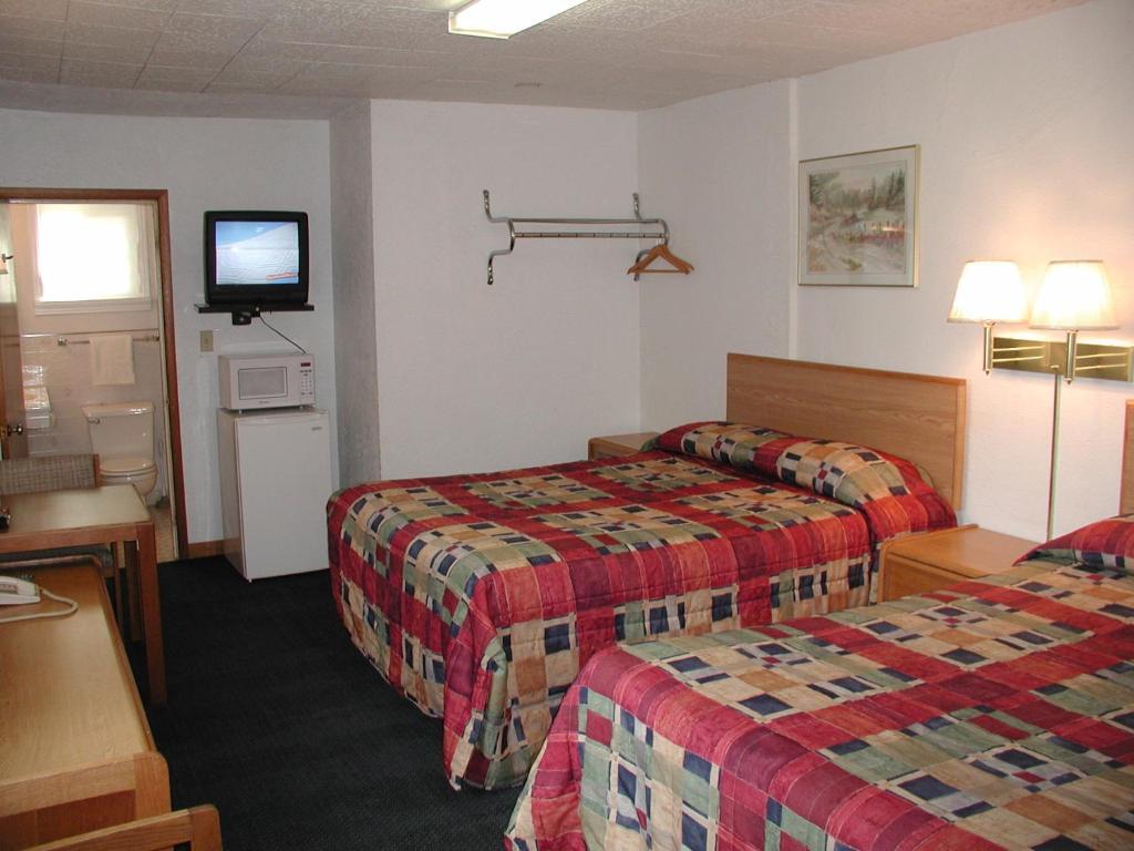 Valley Inn - Lebanon Oregon Стая снимка