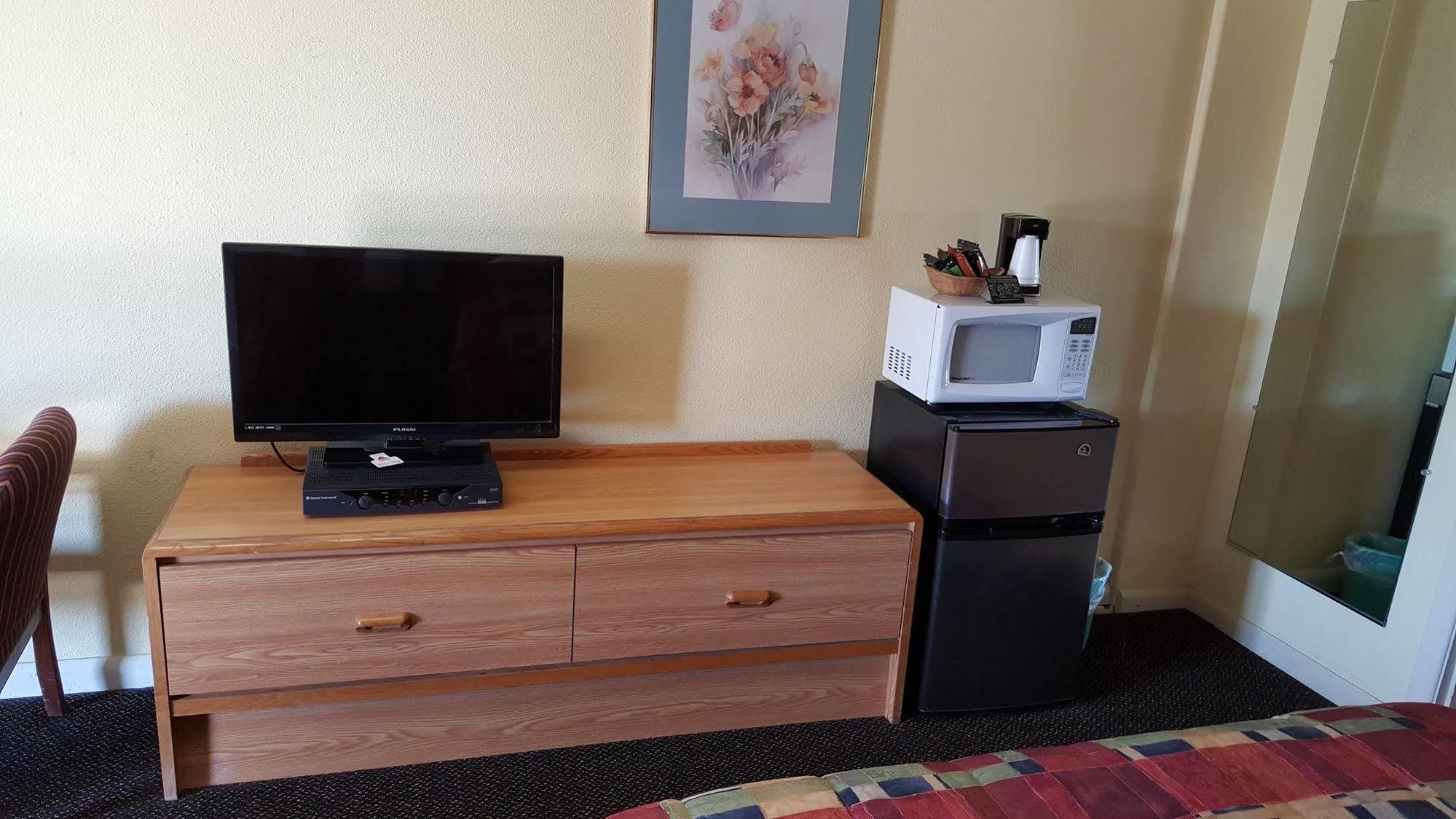 Valley Inn - Lebanon Oregon Екстериор снимка