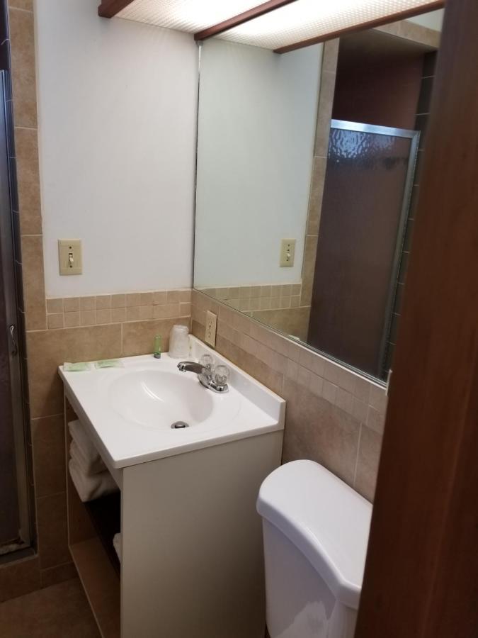 Valley Inn - Lebanon Oregon Екстериор снимка