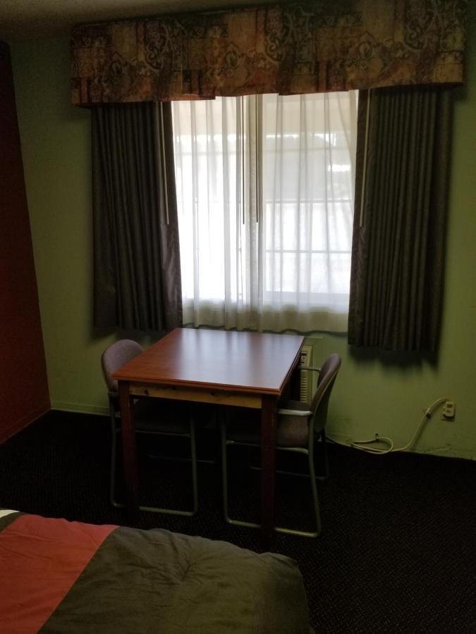 Valley Inn - Lebanon Oregon Екстериор снимка